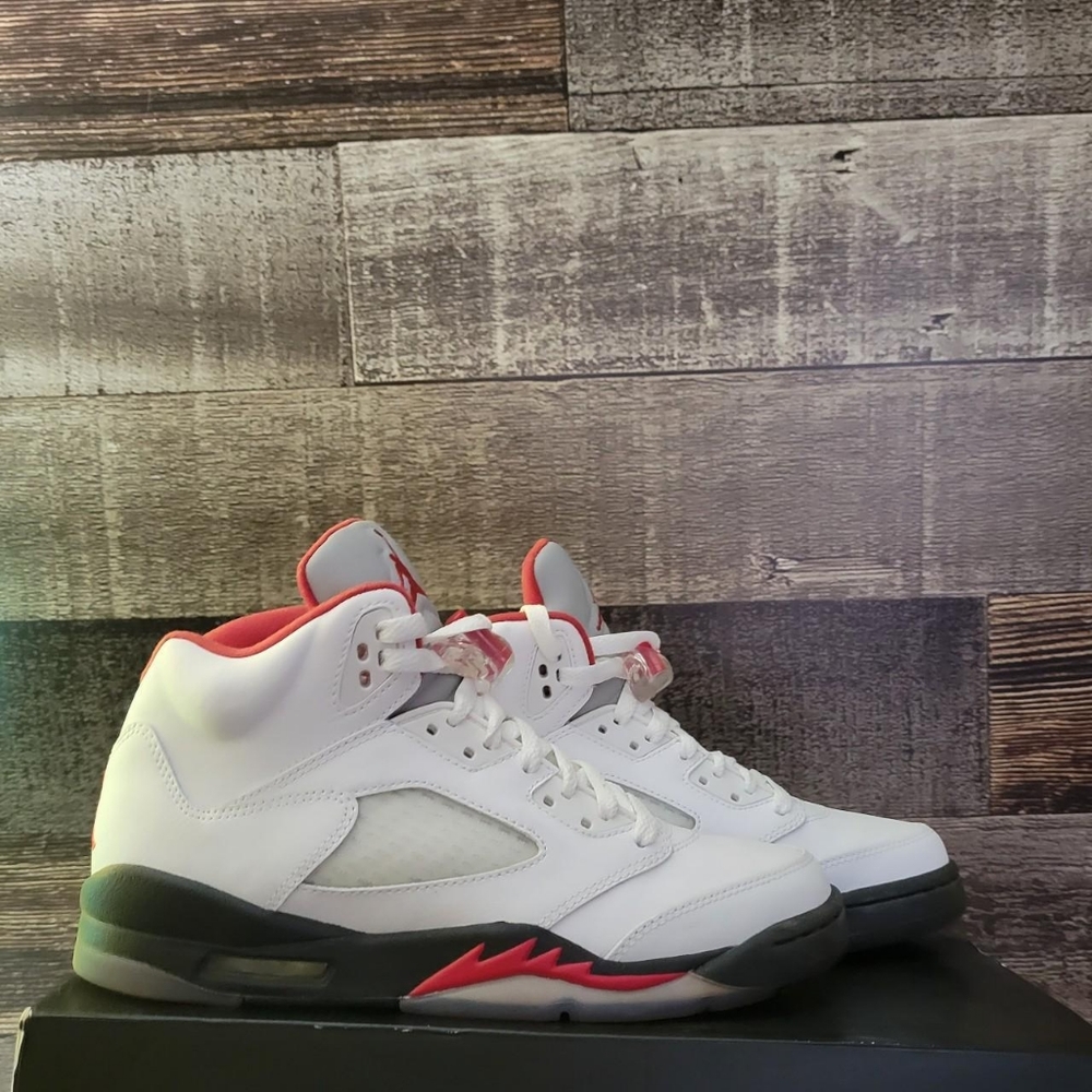 Jordan 5s